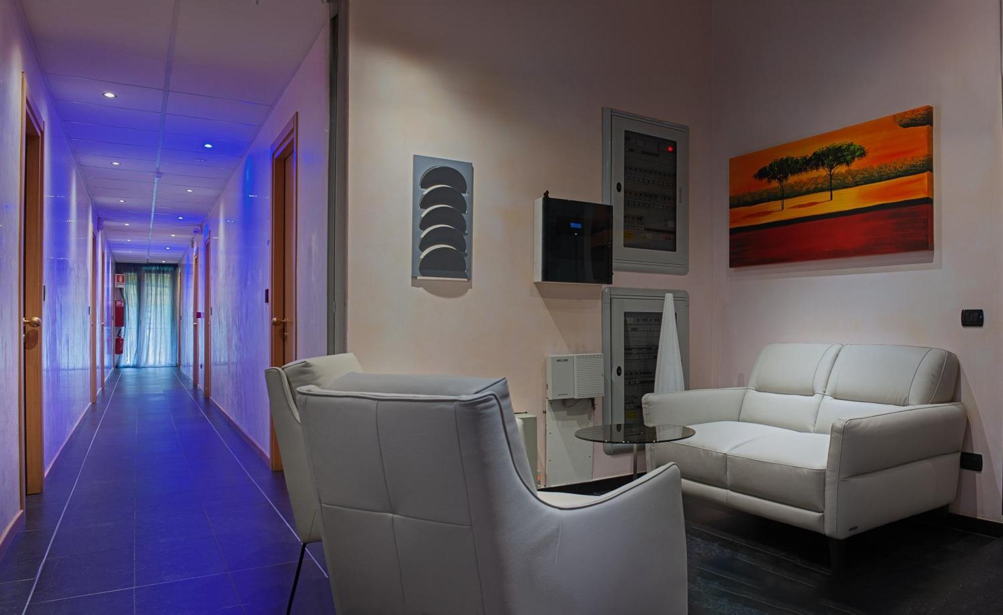 Hotel Savoia Lignano Sabbiadoro Bagian luar foto